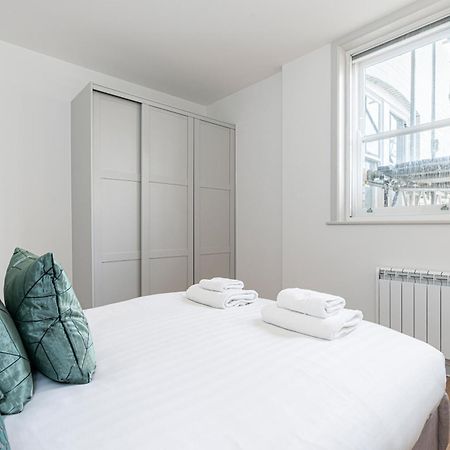 Stylish 1 Bed Flats In Soho, Next To Piccadilly Circus And Trafalgar Square London Exterior photo