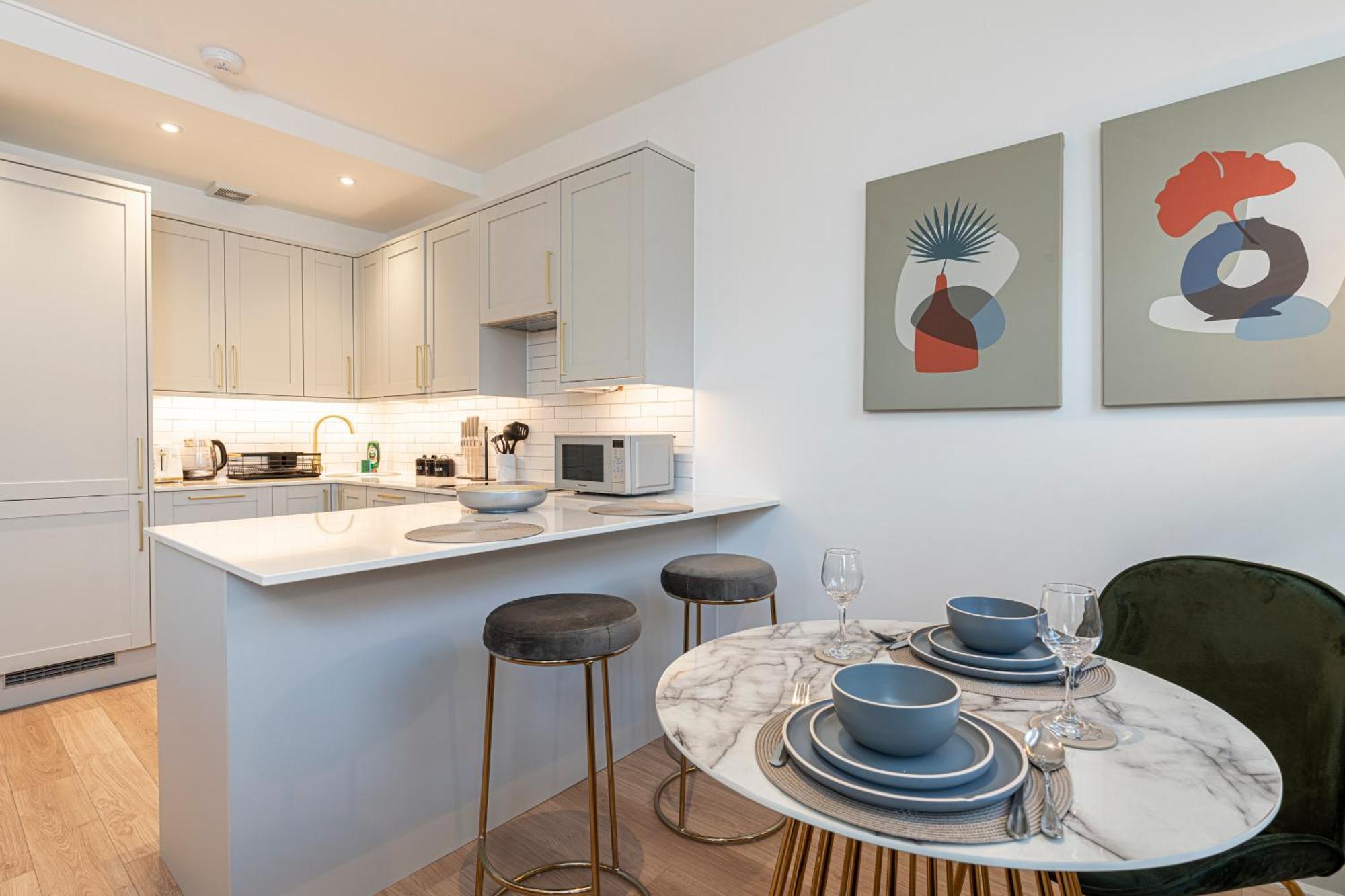 Stylish 1 Bed Flats In Soho, Next To Piccadilly Circus And Trafalgar Square London Exterior photo